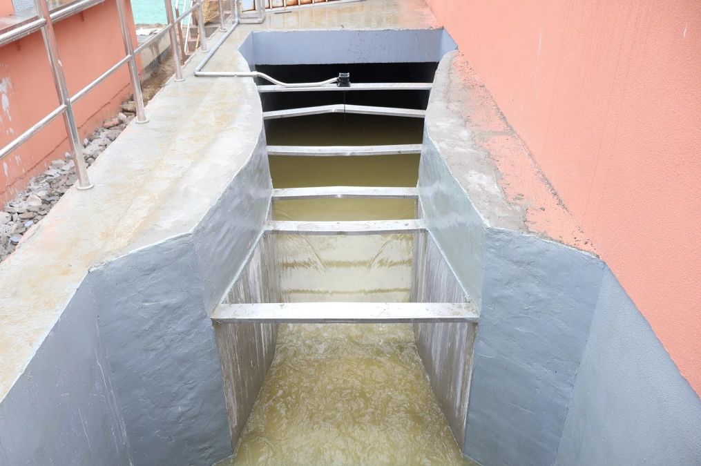 姜堰城區(qū)污水處理廠提標、擴建改造工程項目南區(qū)達標出水.jpg